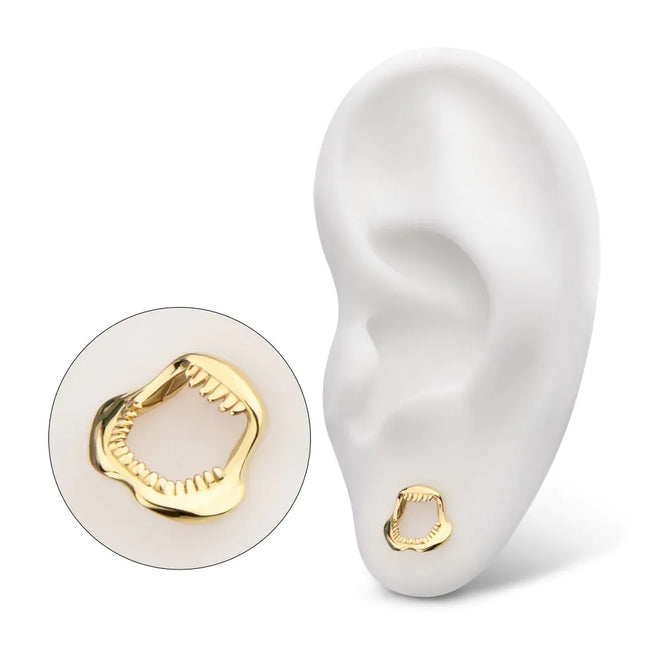 Invictus 14kt Yellow Gold Threadless Casted Shark Jaws Top